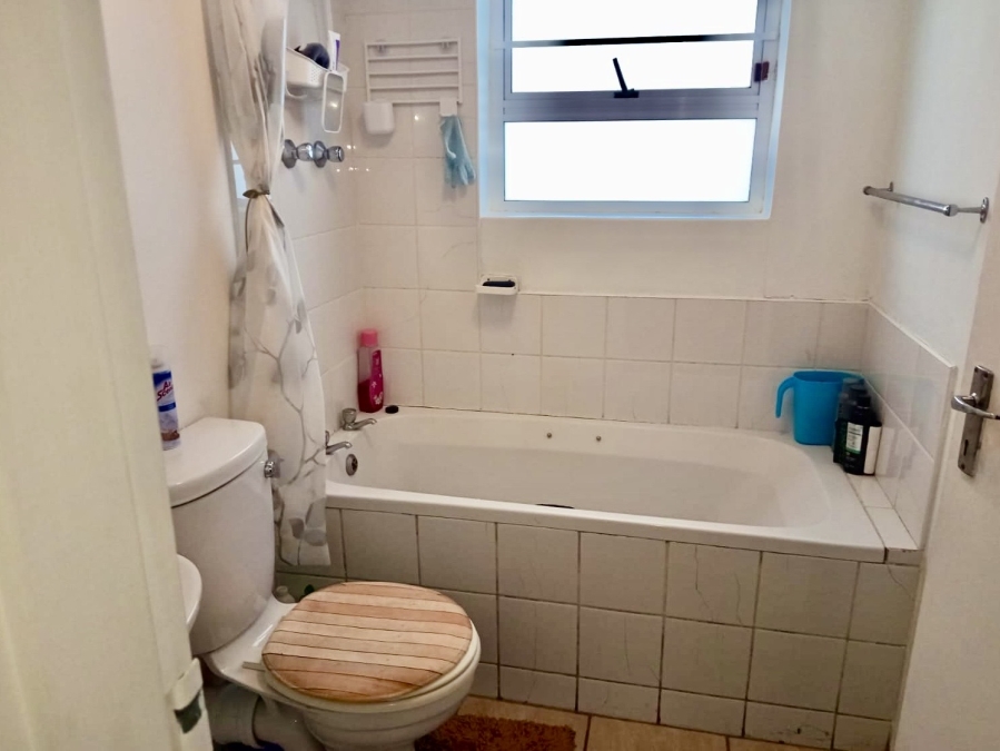 2 Bedroom Property for Sale in Walmer Eastern Cape